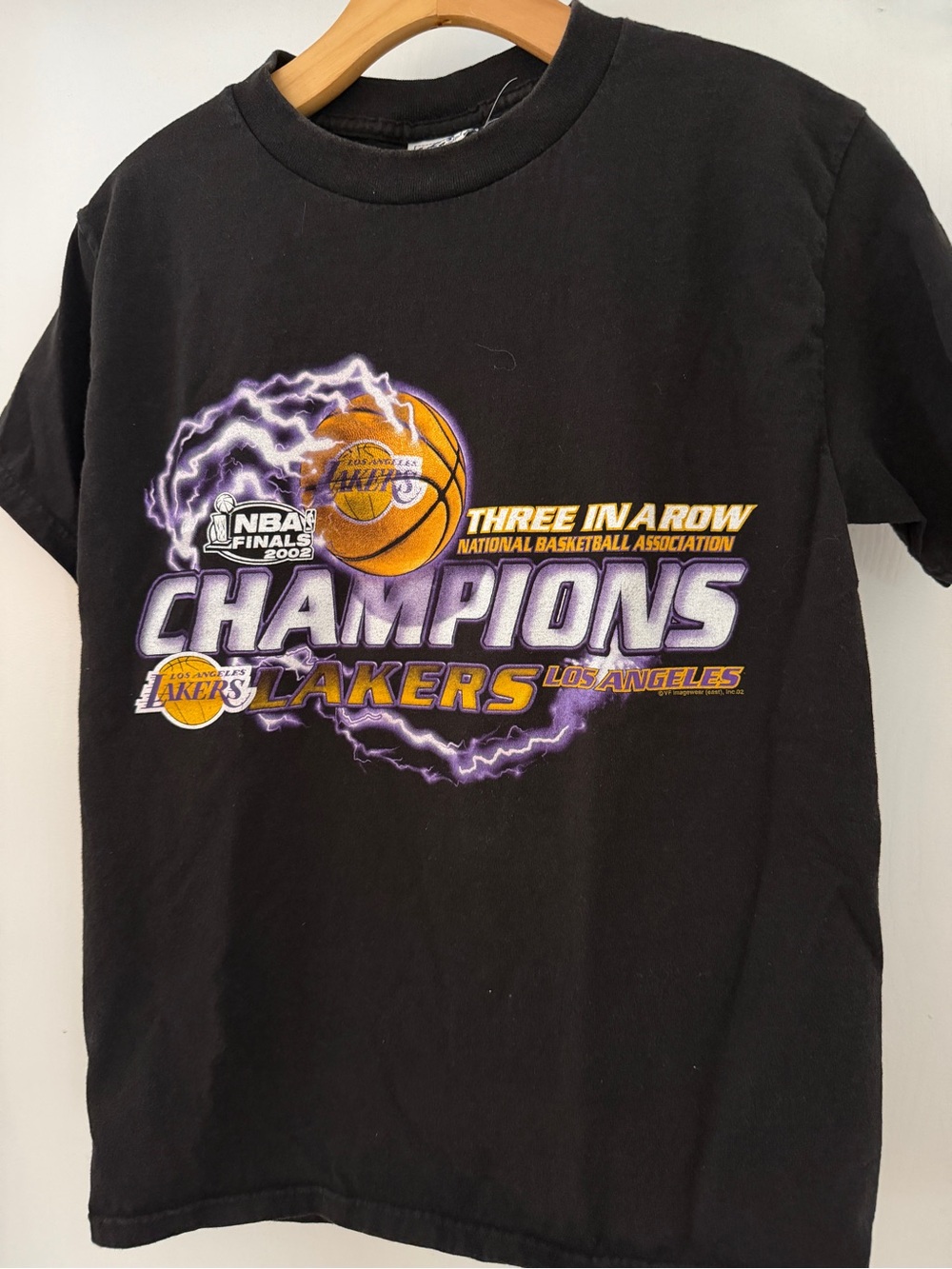 Lee Los Angeles Lakers Champions Vintage Shirt